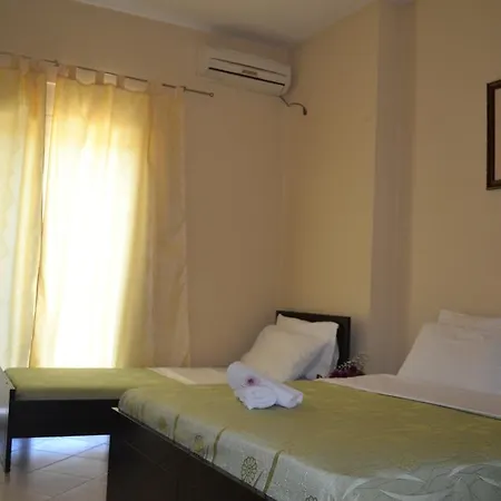 4 Stinet 3* Vlorë