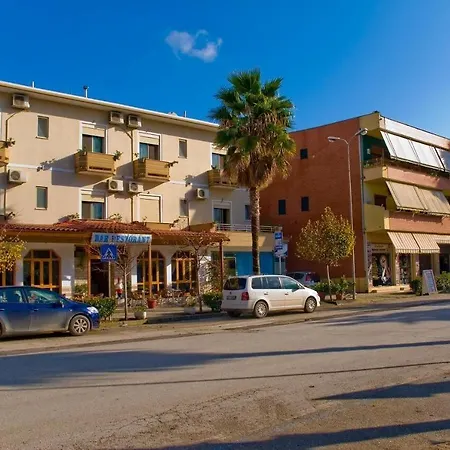 4 Stinet Hotel