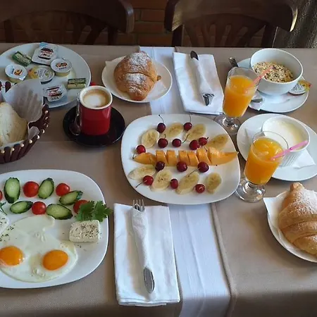 4 Stinet 3* Vlorë