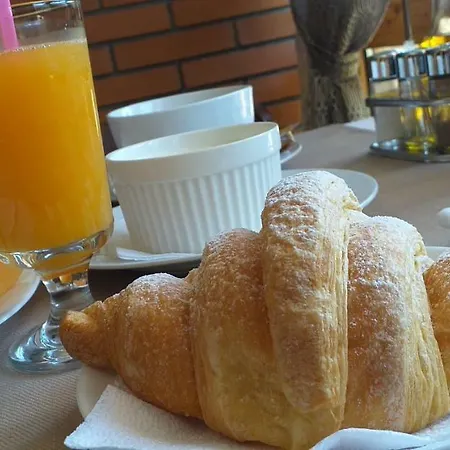 4 Stinet Hotell Vlorë