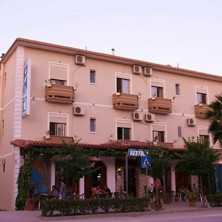 4 Stinet Hotel