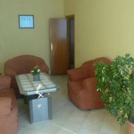4 Stinet Hotel