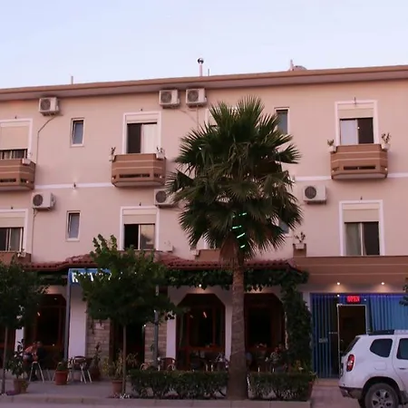 4 Stinet Hotell Vlorë