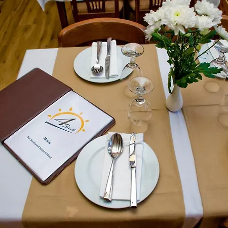 Hotel 4 Stinet 3*