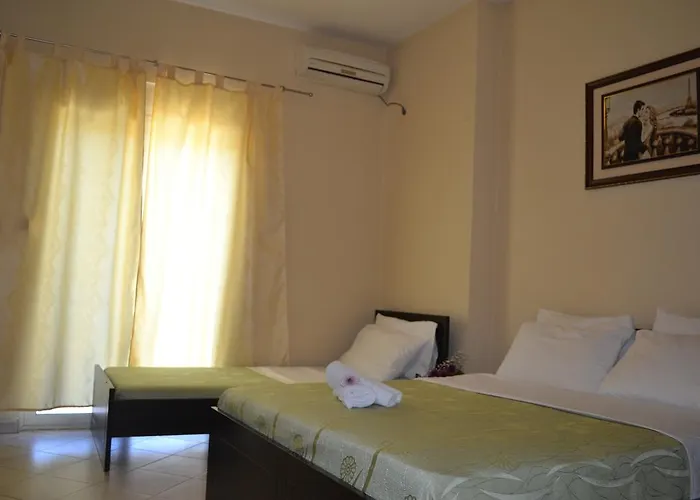 4 Stinet 3* Vlorë