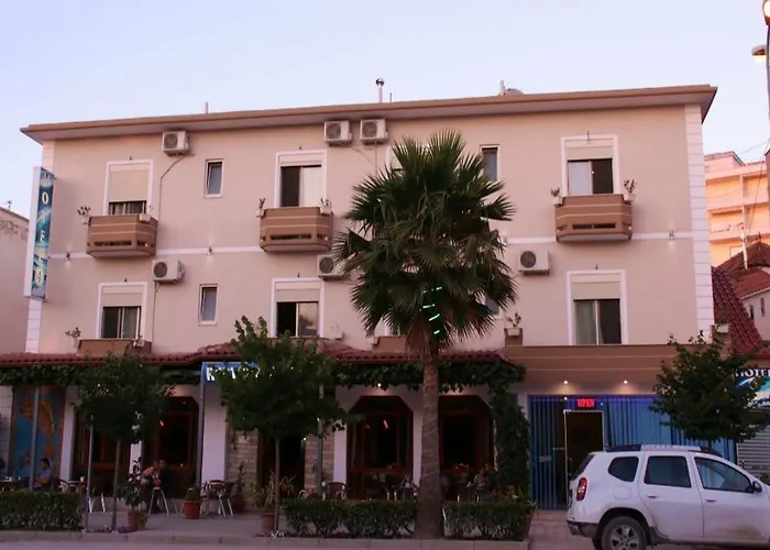4 Stinet 酒店 Vlorë