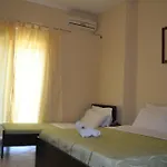 4 Stinet 3* Vlorë