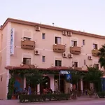 4 Stinet Hotel