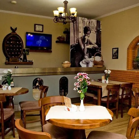 4 Stinet Ξενοδοχείο Vlorë