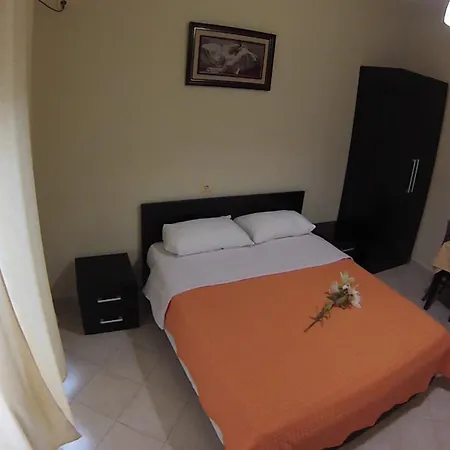 4 Stinet 3* Влёра