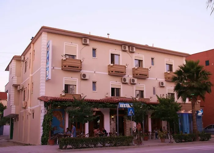 4 Stinet Hotel